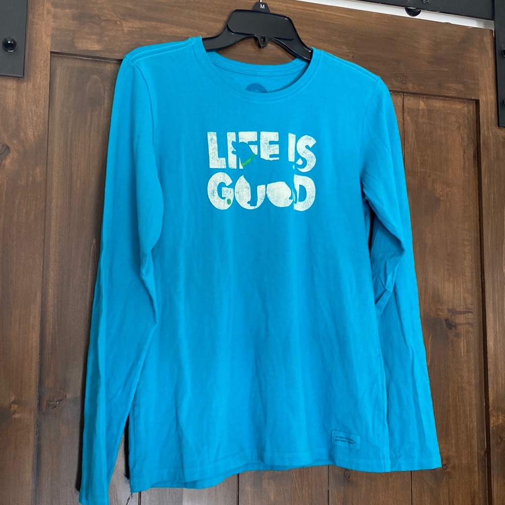 E138 Life is good Women’s Long Sleeve tee Aqua w/ dog EUC Crusher tee cl…*